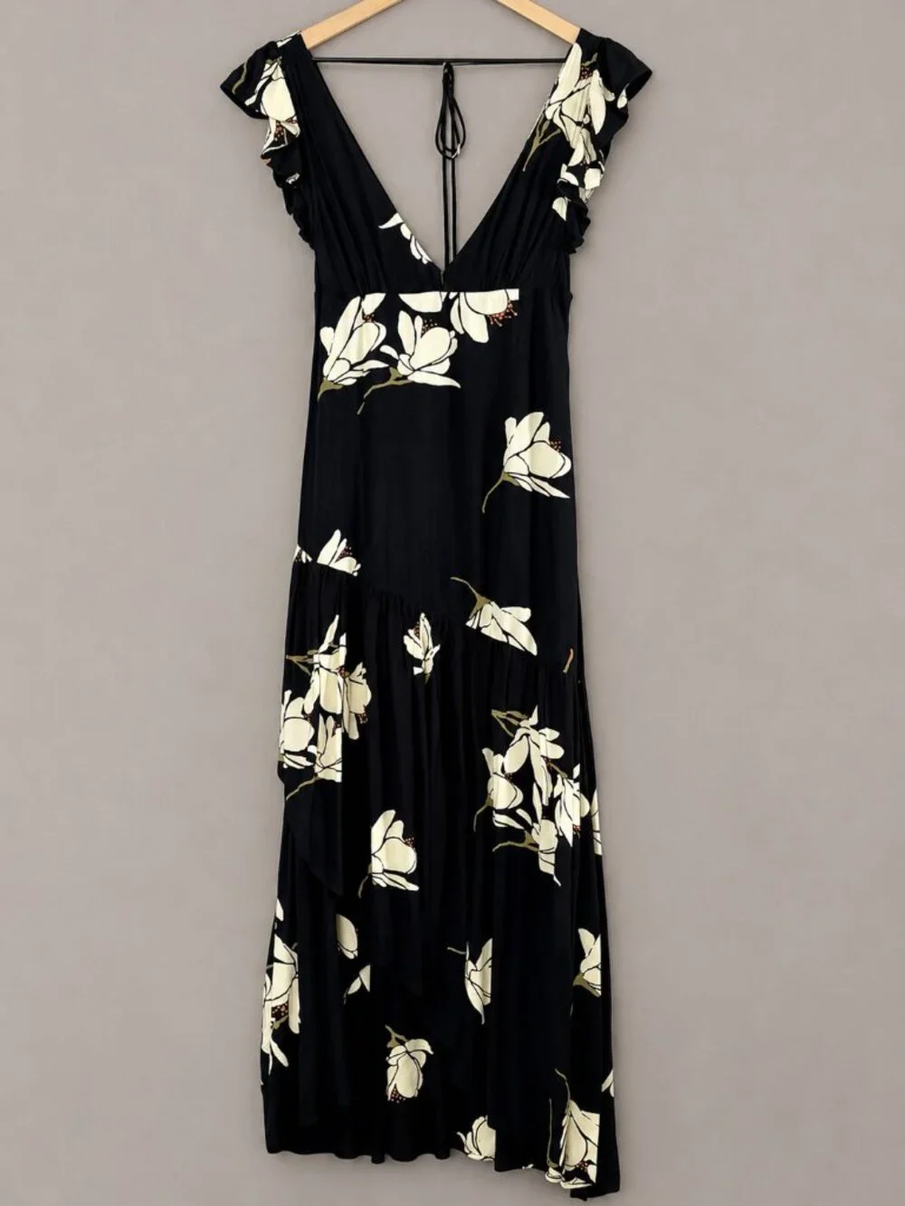 Free People She’s A Waterfall Floral Midi Dress Black Ivory Open Back Size 4 - Picture 1 of 9